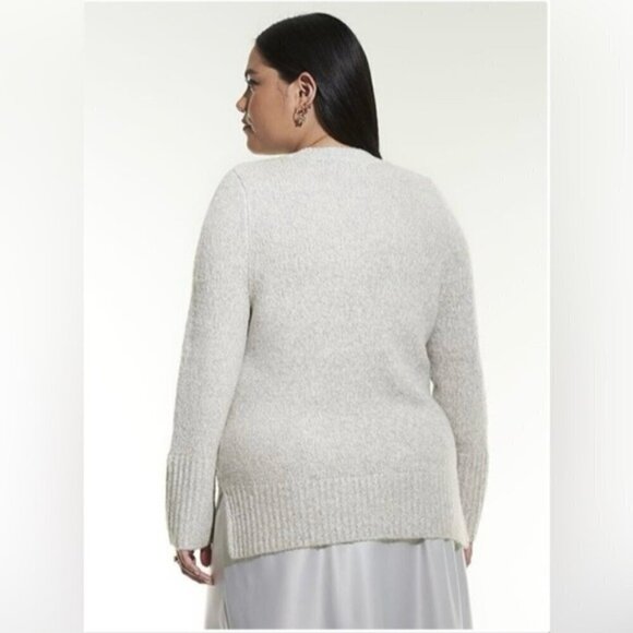 Penningtons - Women's Addition Elle Grey Knit Sweater. Size: 1X.  NWT (1563) - Picture 8 of 9